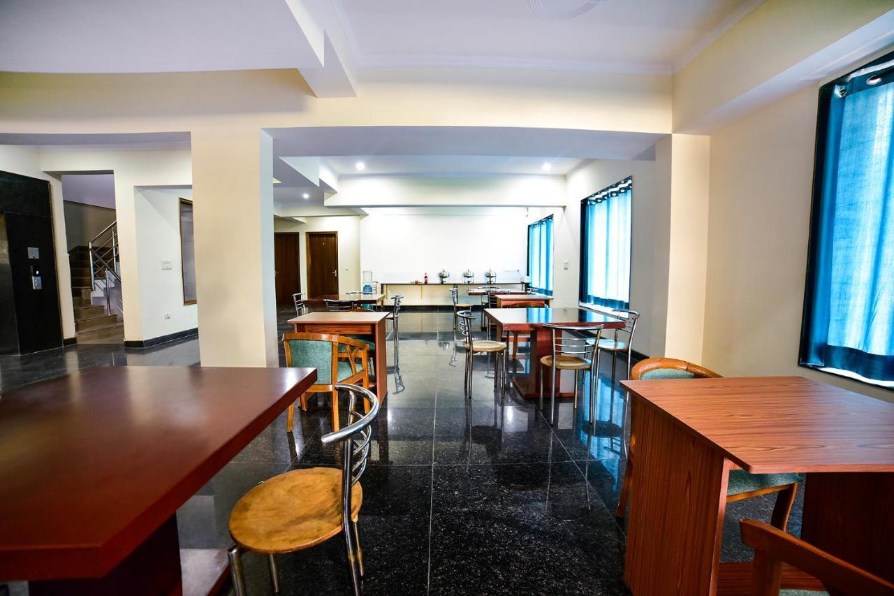Fabhotel Merriment Noida Dış mekan fotoğraf