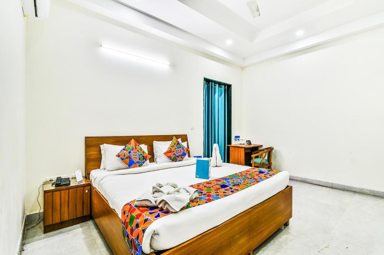 Fabhotel Merriment Noida Dış mekan fotoğraf