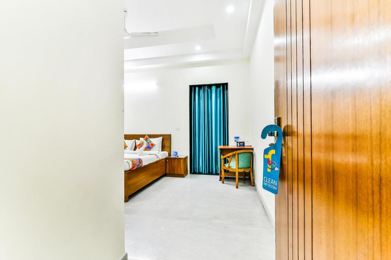 Fabhotel Merriment Noida Dış mekan fotoğraf